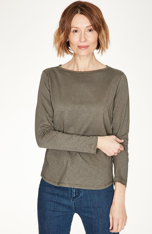 Walnut Grey simple, classic tee has a round neck & long sleeves.
